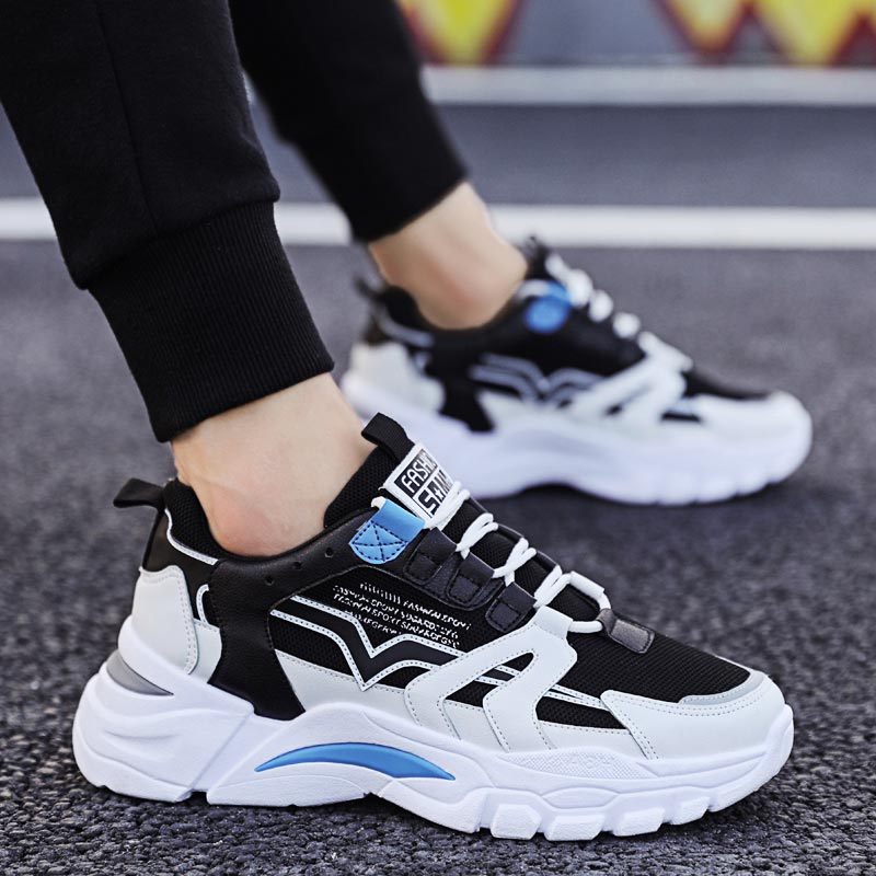Outdoor Use Power Strip - Big Size Chunky Hoogte Man Sneakers